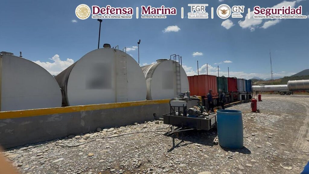 Tanques con combustible en NL