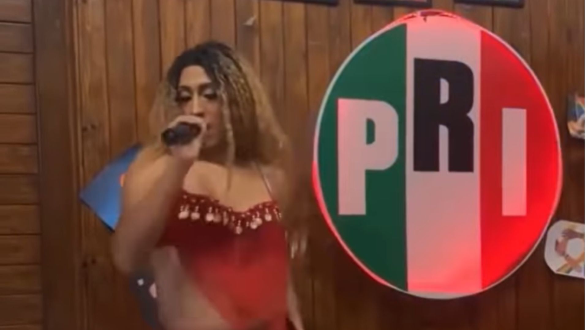 Tlaxcala doble de Shakira 