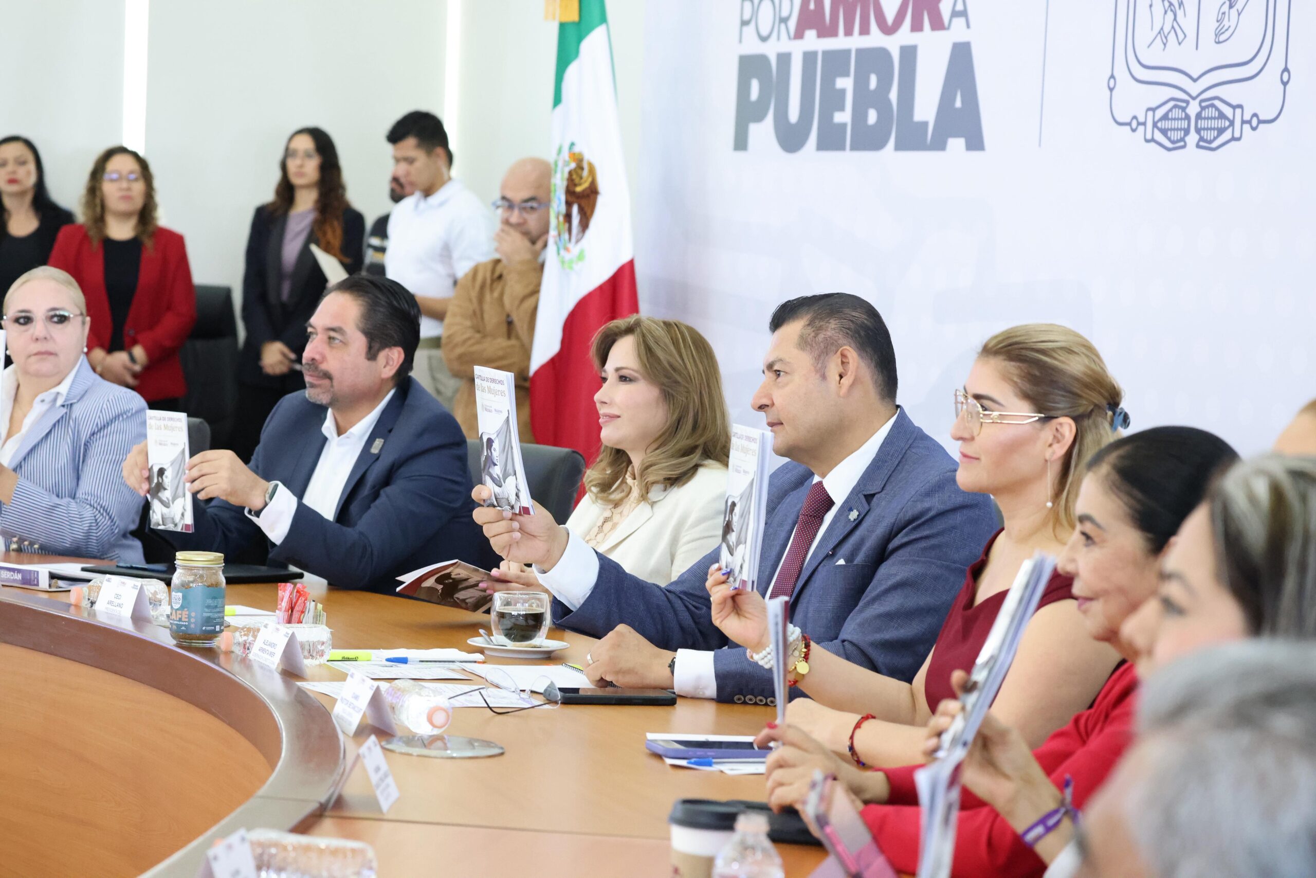 Armenta cartilla de derechos de las mujeres
