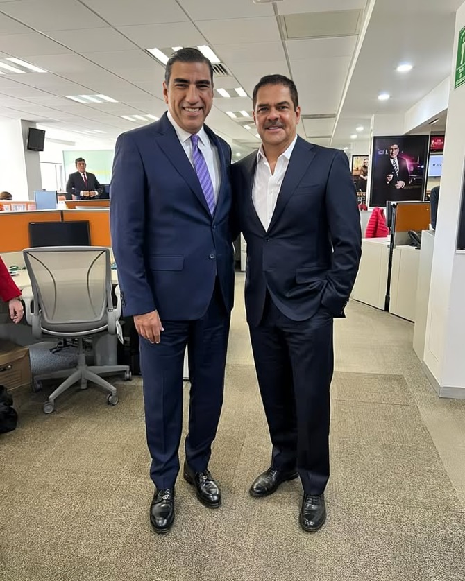 Conductores de TV Azteca cuestionan designación López-Gatell