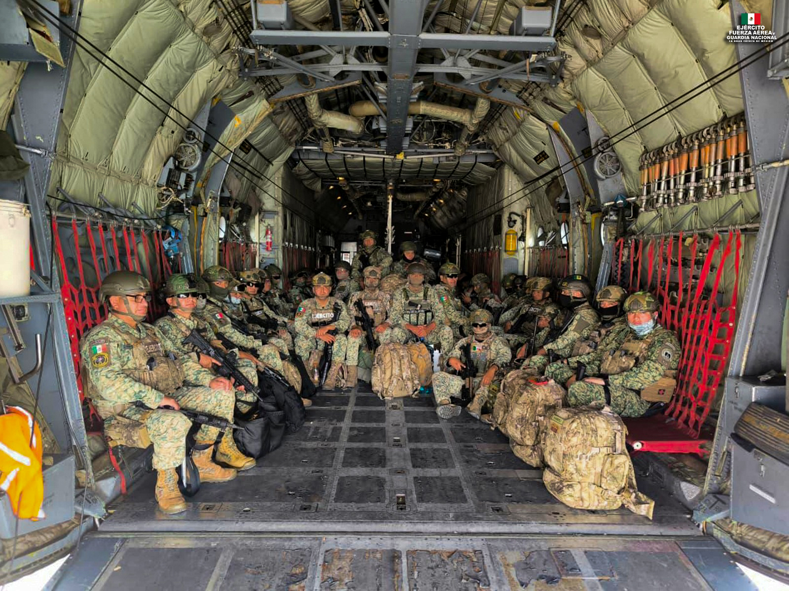 Defensa envía 90 elementos de Fuerzas Especiales a Sinaloa