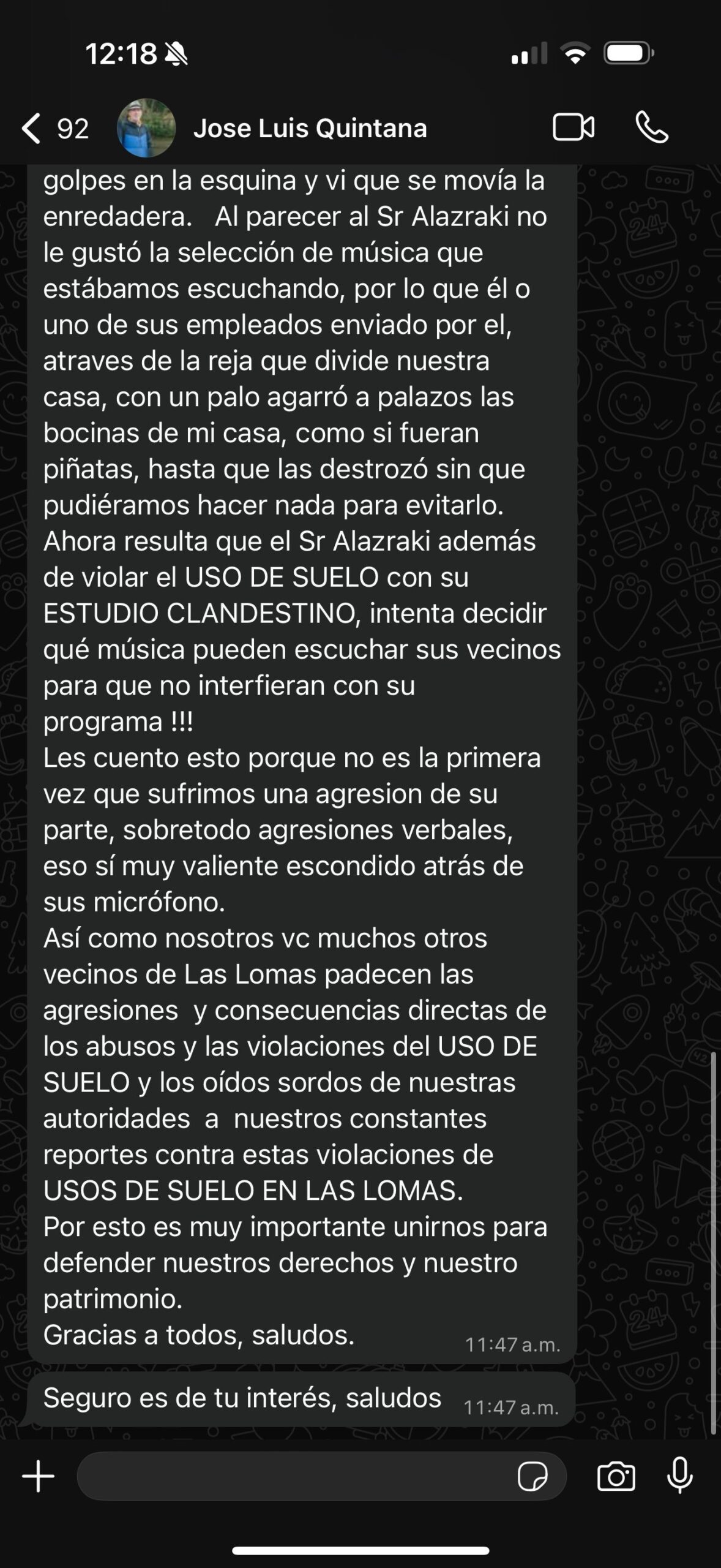 Denuncia vecino a Carlos Alazraki