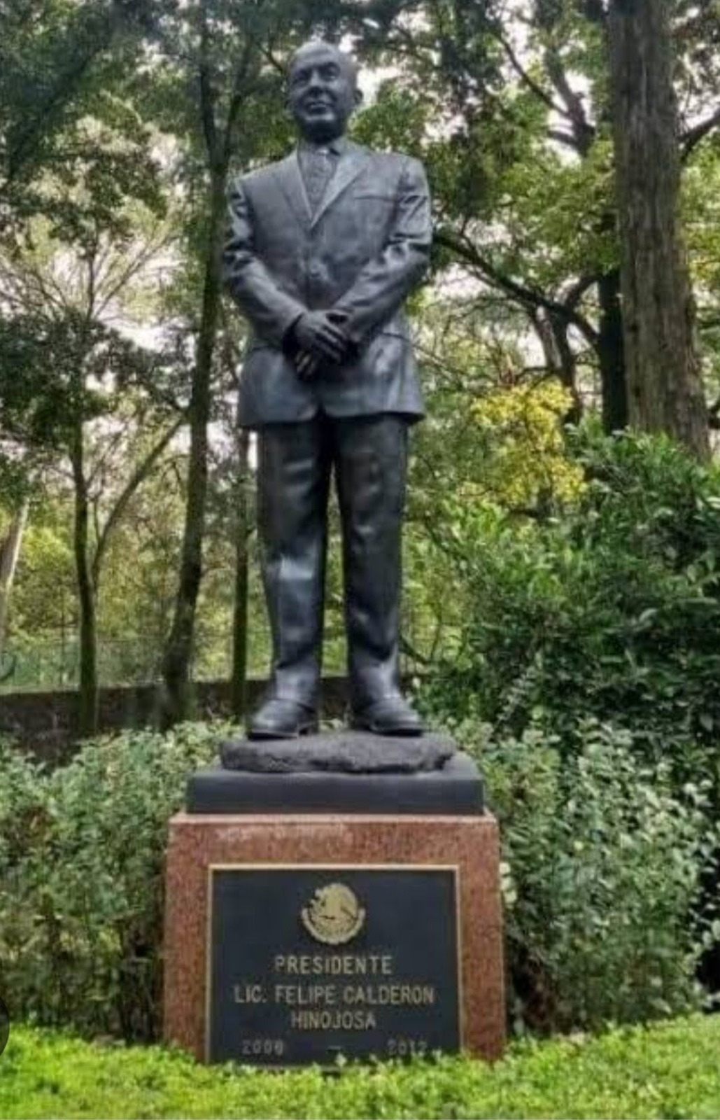 Estatua de Calderón