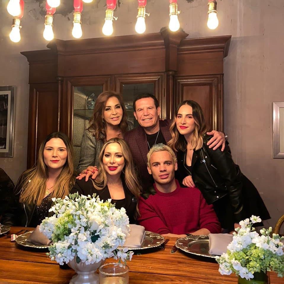 Familia de Julio César Chávez Jr