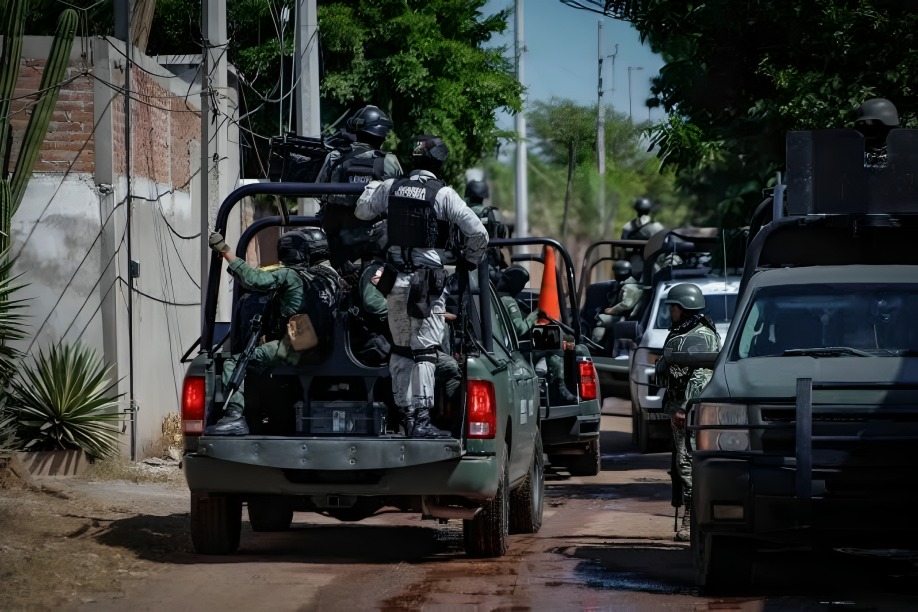 Harfuch afirma que en Sinaloa se debilita al crimen organizado