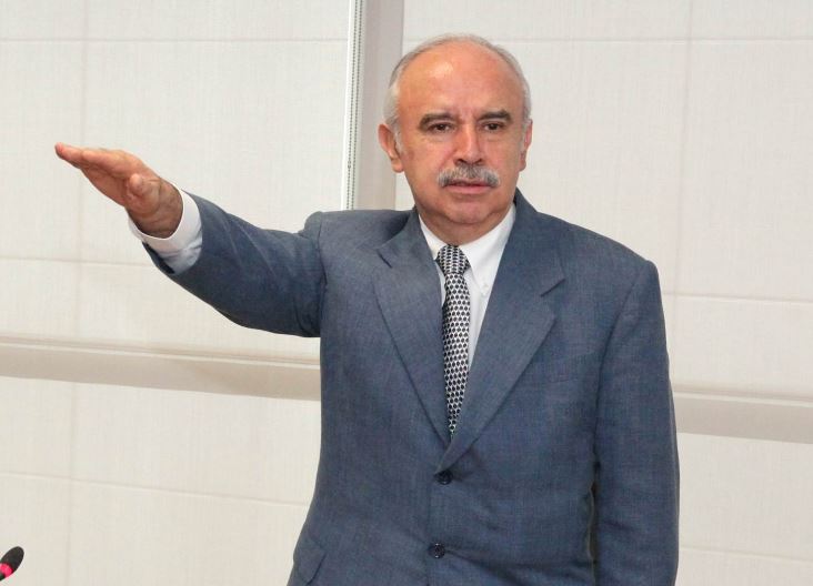 Julián Alfonso Olivas Ugalde TFJA