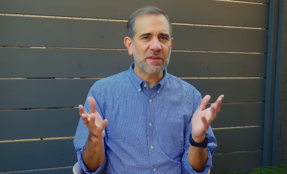Lorenzo Córdova acusa fin de la democracia en México