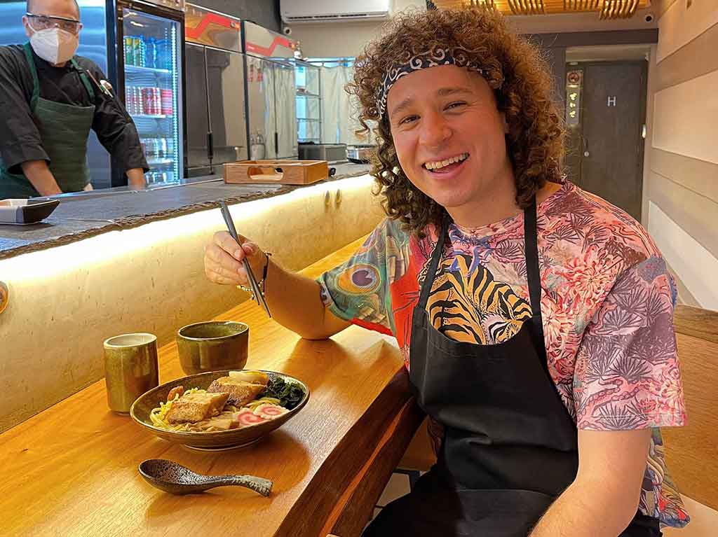 Luisito Comunica restaurante Deigo