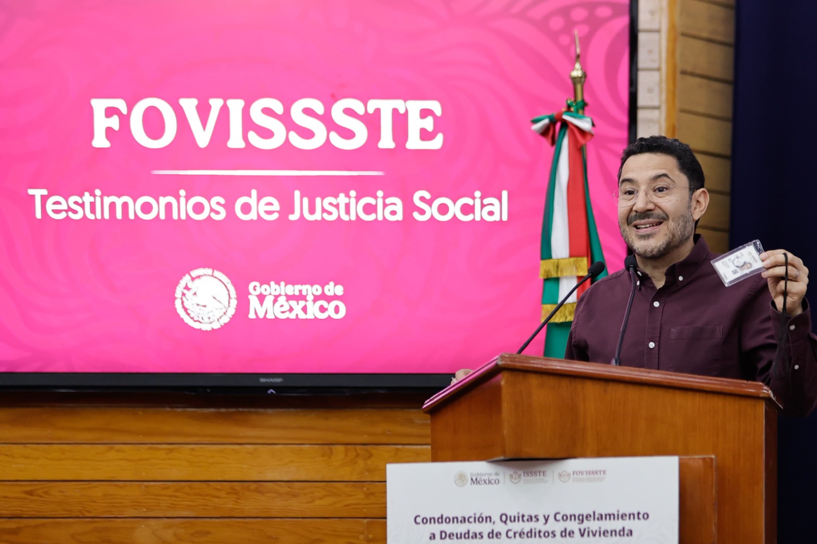 Martí Batres condona 300 deudas a créditos de vivienda