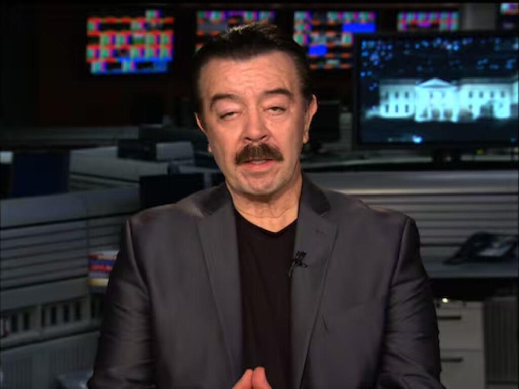 Mike Vigil opina caso Ovidio