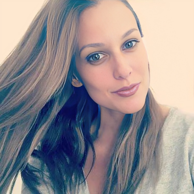 Ximena Lady Racista