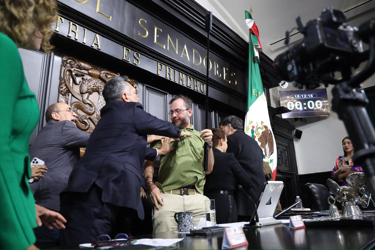 Alito agrede a fotografo