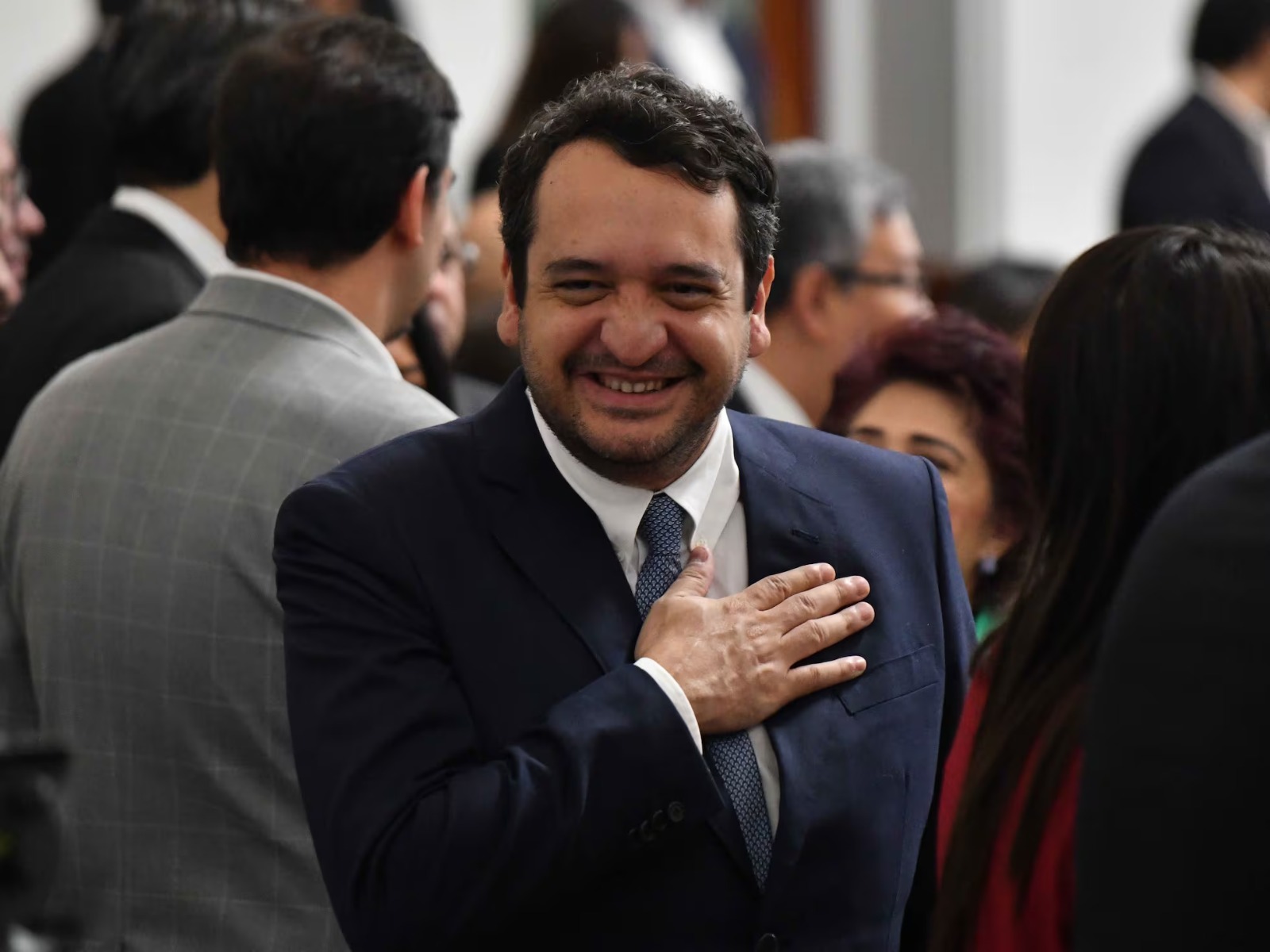 Aristegui revela que Andy gastó 177 mil pesos en Japón