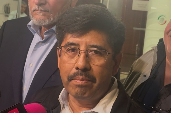 Hugo Aguilar Ortiz bastón de mando