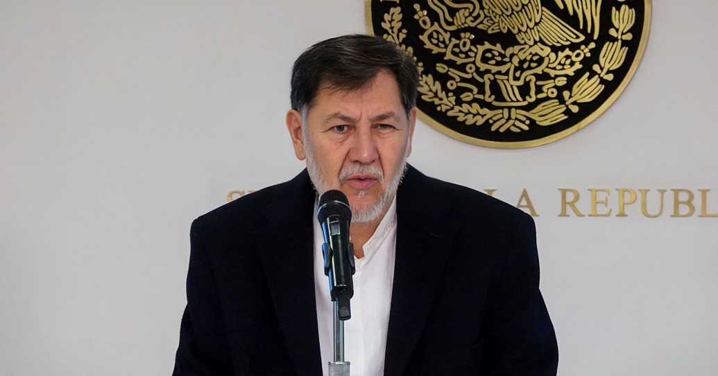 Noroña acusa a Azucena Uresti de tener departamento en Reforma