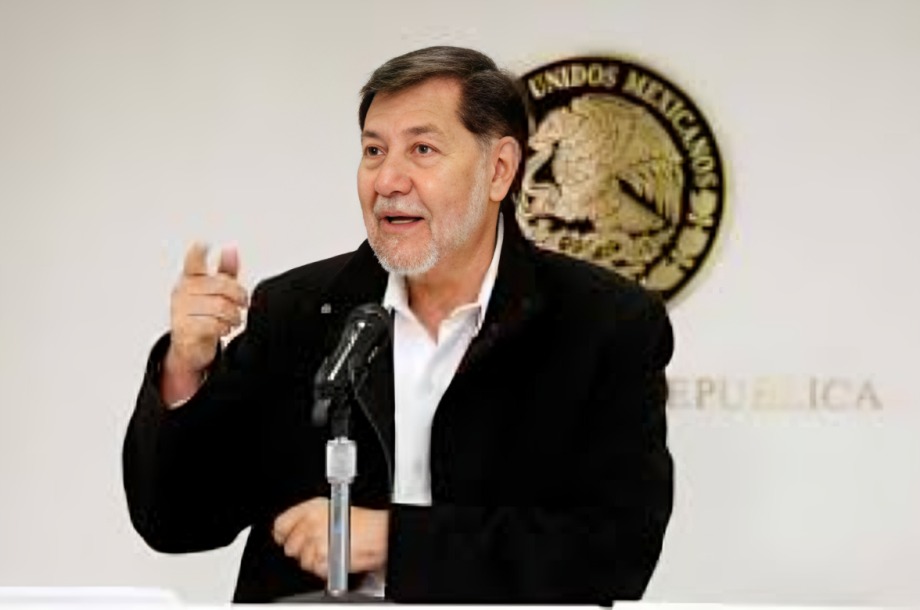 Noroña exhibe departamento en Reforma de Azucena Uresti