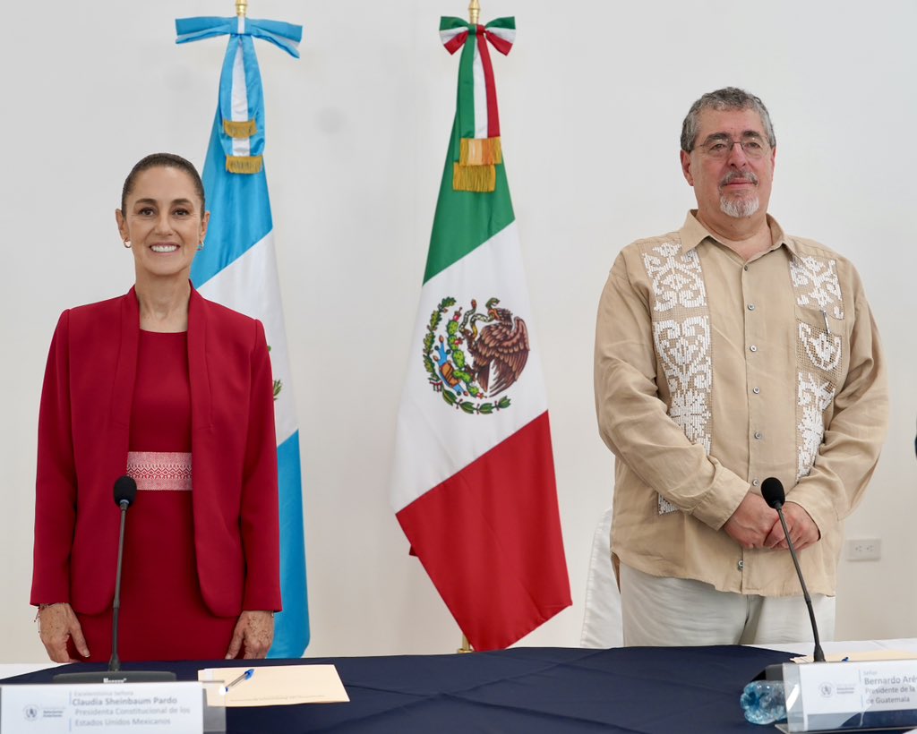 Sheinbaum y Arévalo se reunen