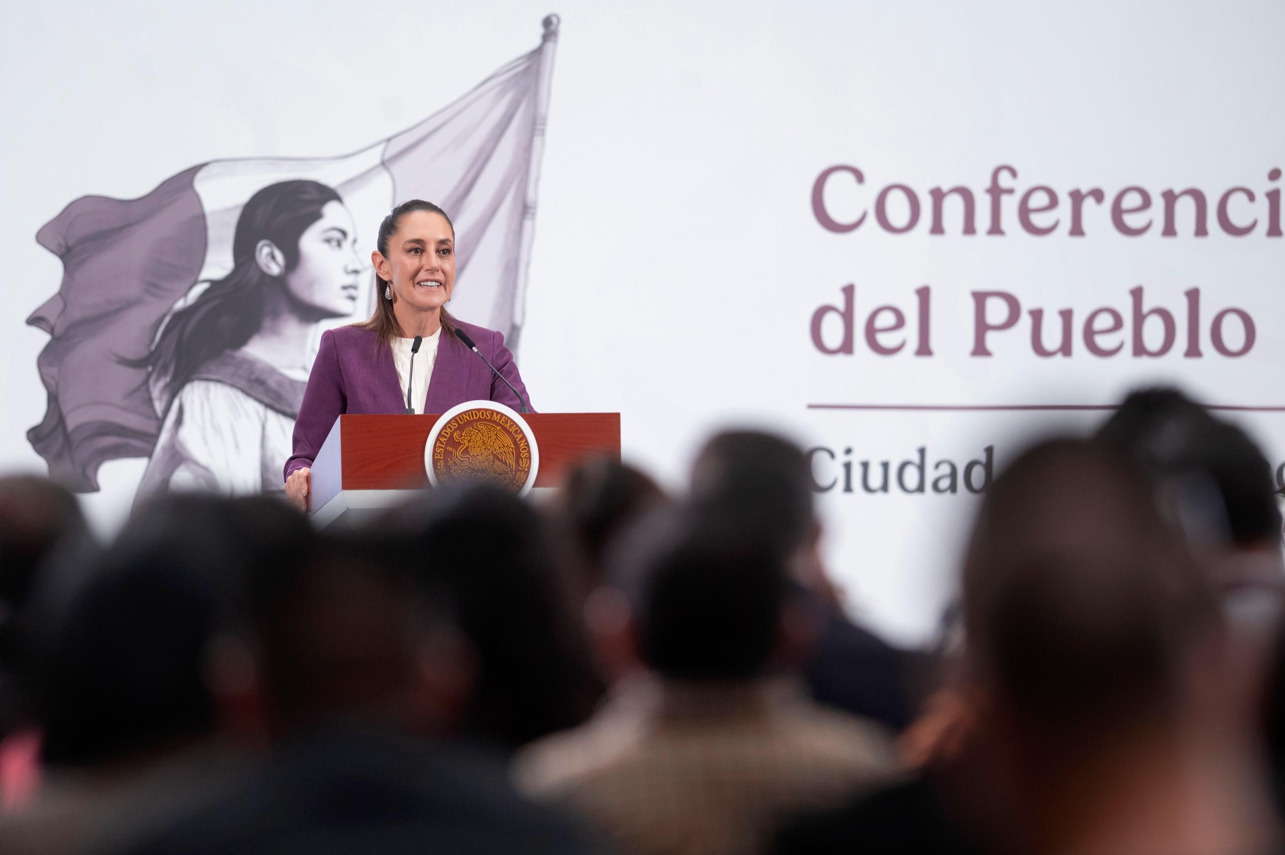 Sheinbaum critica opositores 