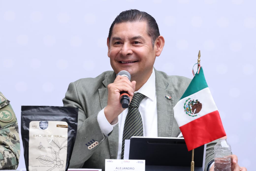Armenta destacó participación de jóvenes en proyectos tecnológicos de Sheinbaum