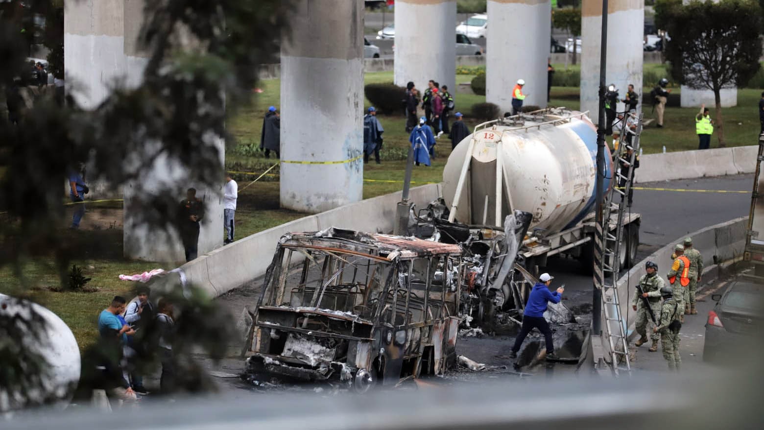 FGJ informa avances en la investigación de la explosión de pipa de gas en Iztapalapa 