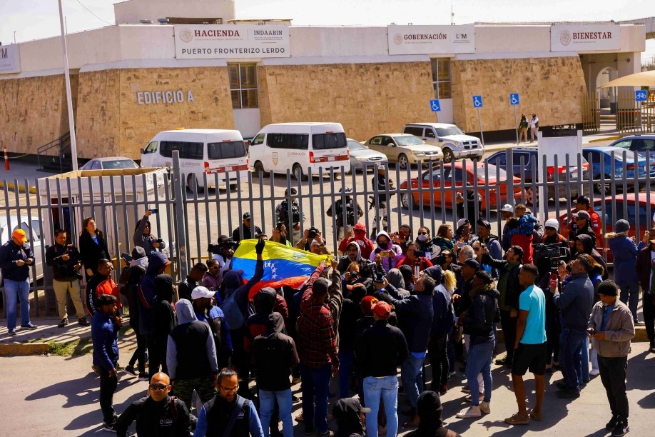 Francisco Garduño se disculpa por muerte de migrantes