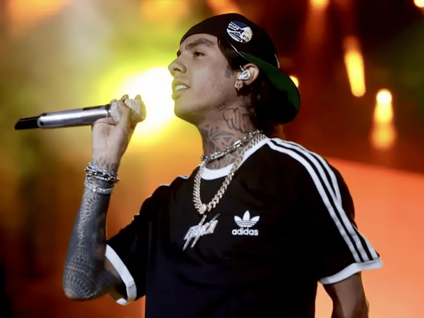 Investigan a Natanael Cano por concierto en cárcel