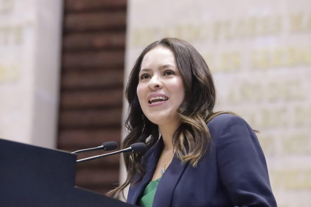 Karen Castrejón, Verde