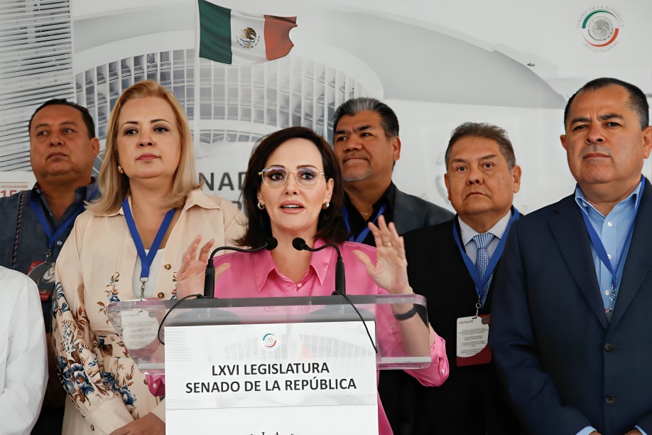 Lilly Téllez se lanza contra Sheinbaum