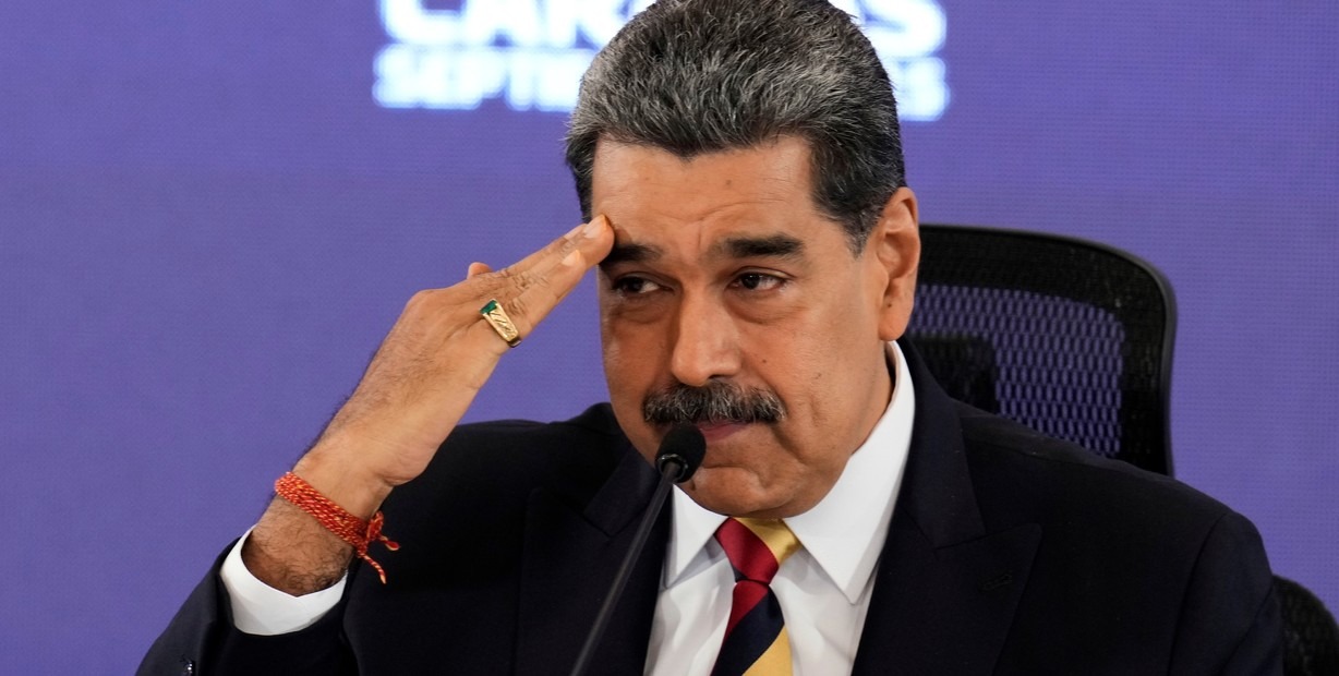 Maduro asegura que Venezuela responderá con defensa amrada ante cualquier invasión