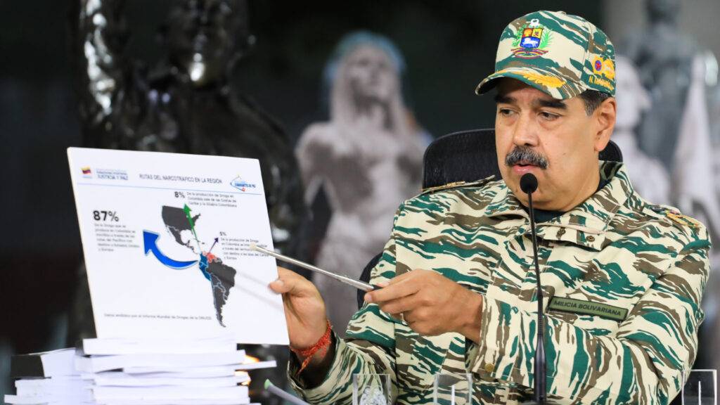 Maduro muestra cifras EU