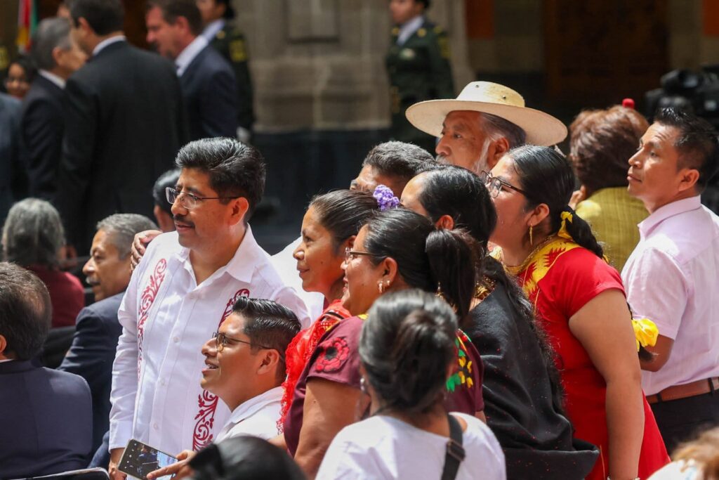 Ministro Aguilar con el pueblo