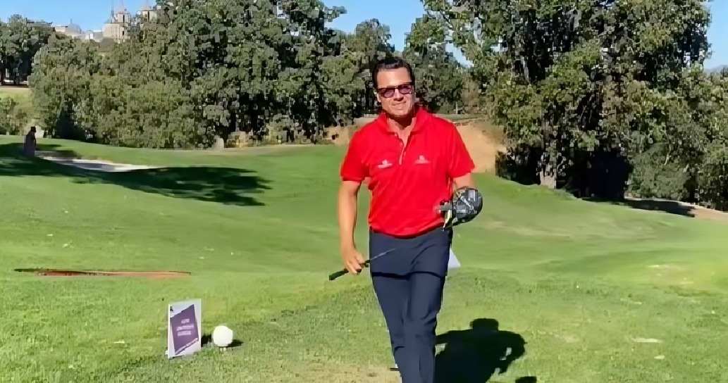 Peña Nieto reaparece jugando golf