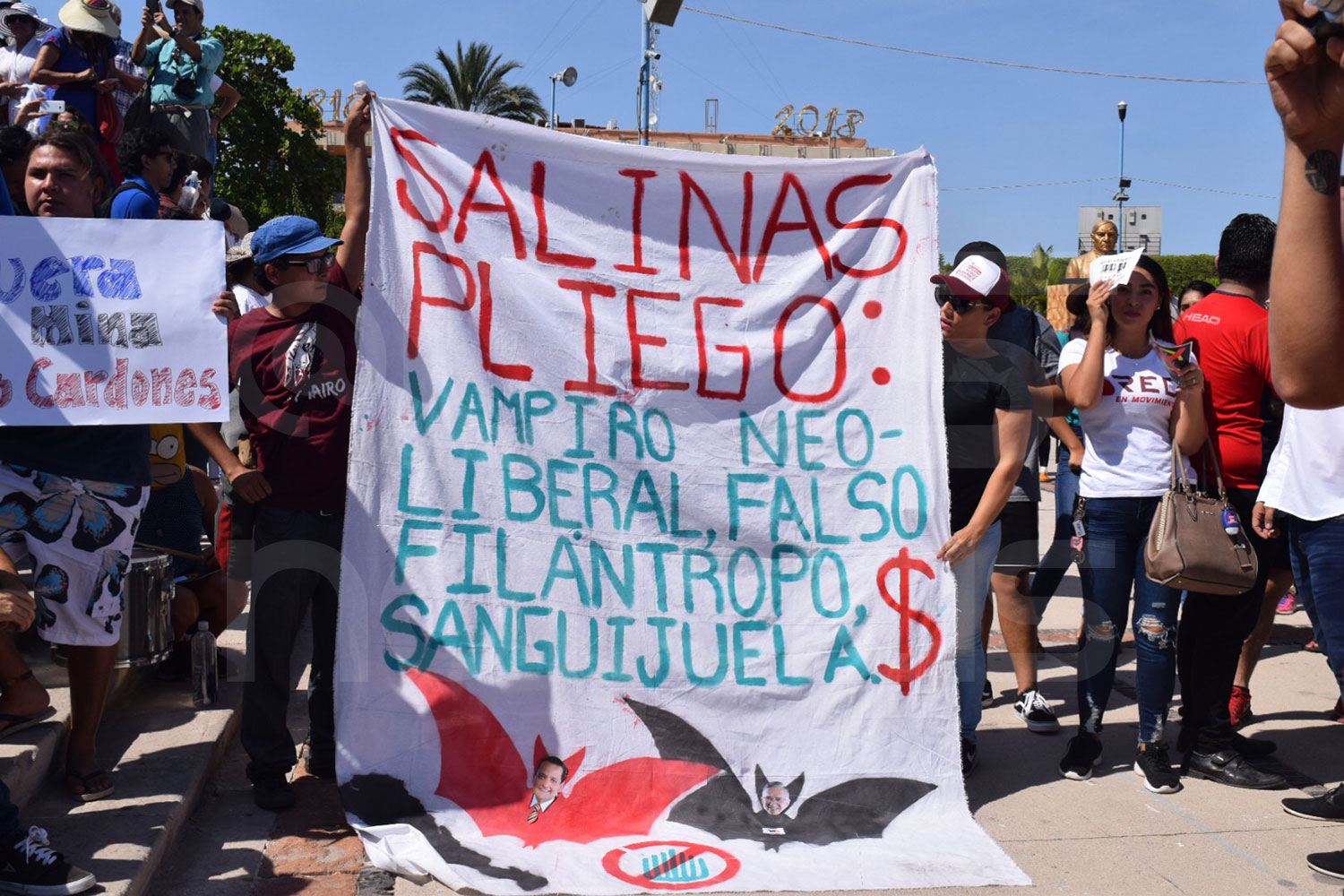 Protestas vs Salinas Pliego
