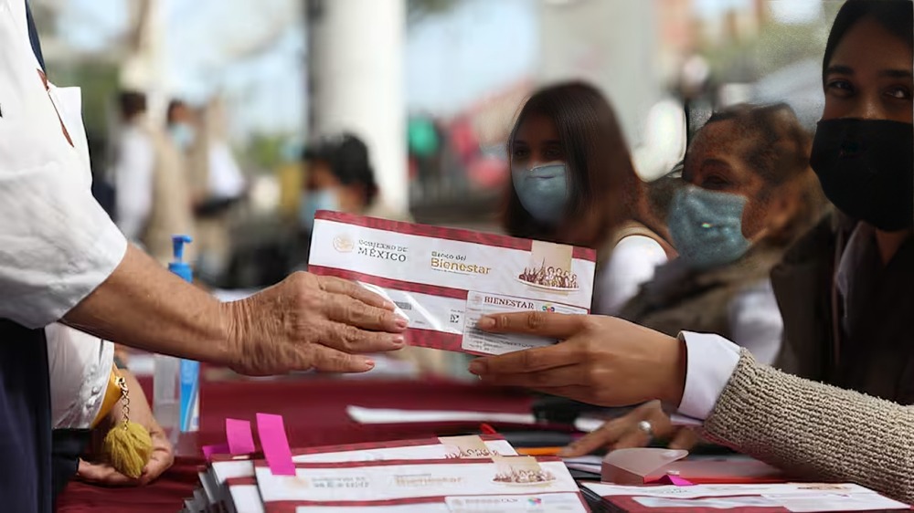 ¿Qué dijo Memo Ríos sobre pensión para adultos mayores?