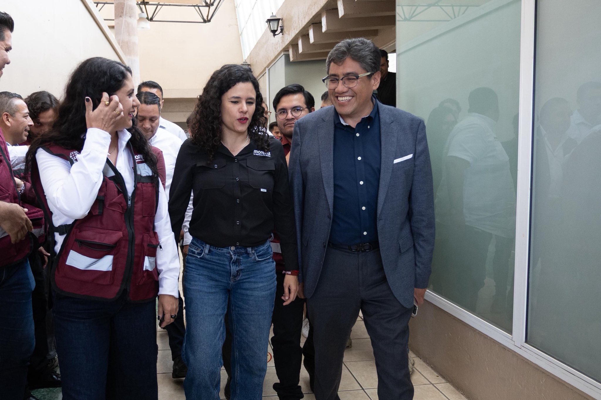 Saúl Monreal y Luisa Alcalde