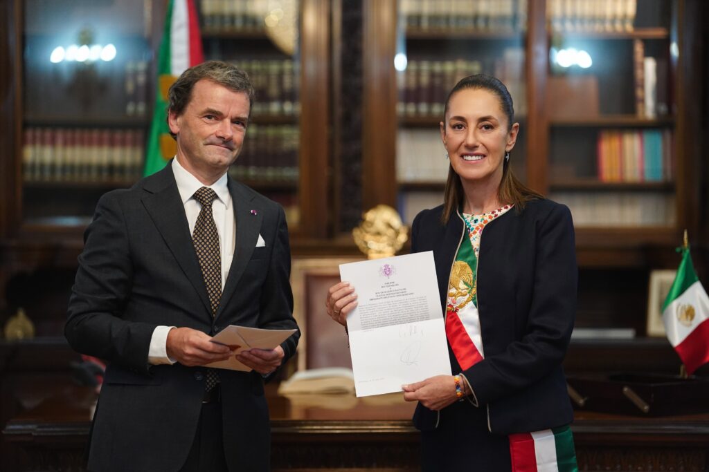 Sheinbaum cartas a embajadores