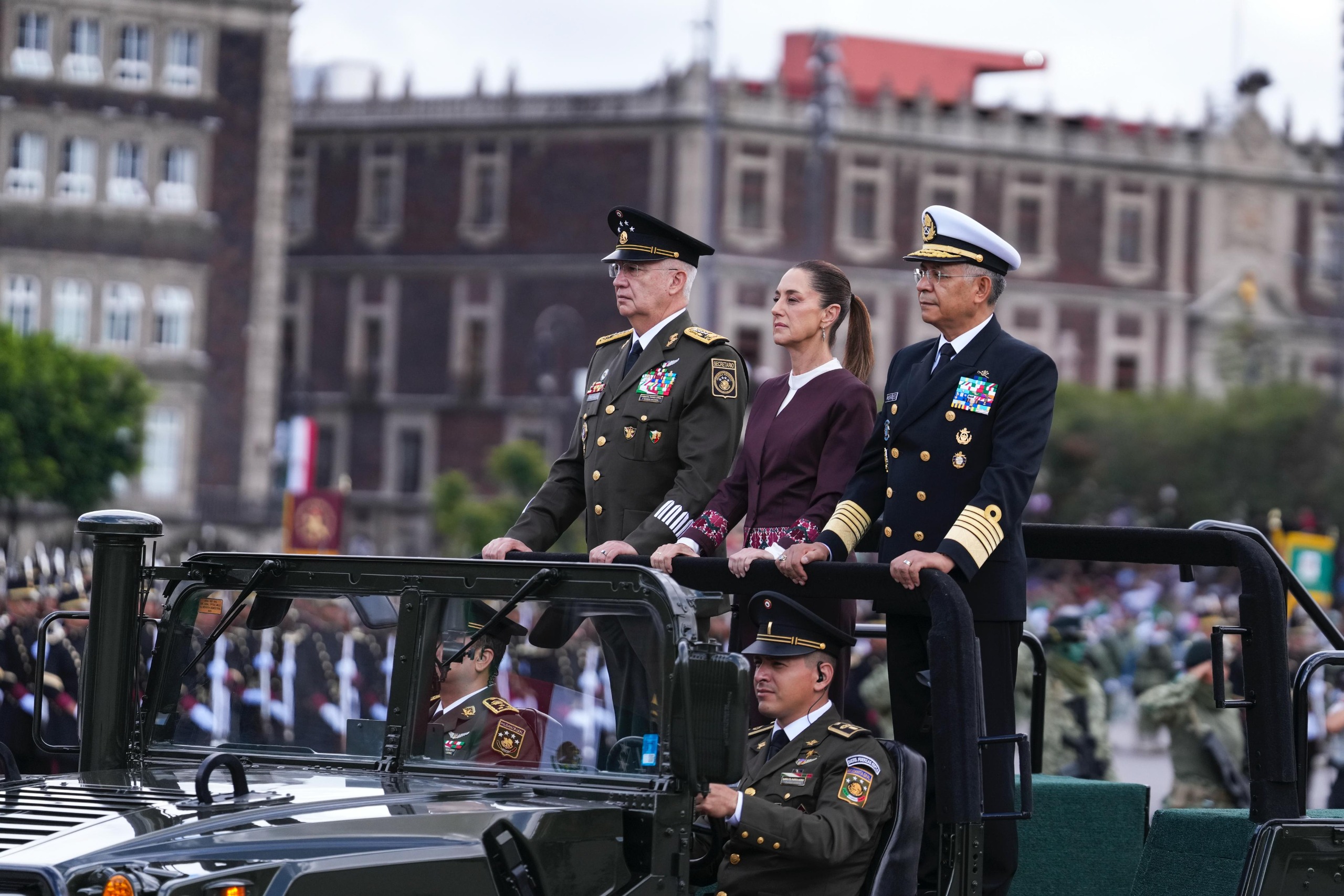Sheinbaum desfile militar 