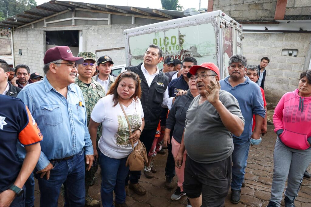 Armenta visita daños