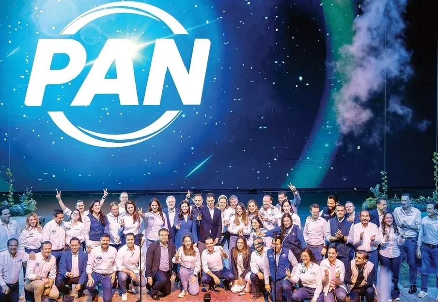 Kenia López defiende al PAN