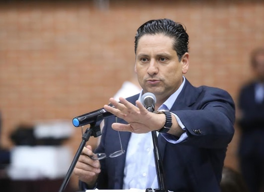 Panista asegura que Morena busca vengarse de Salinas Pliego