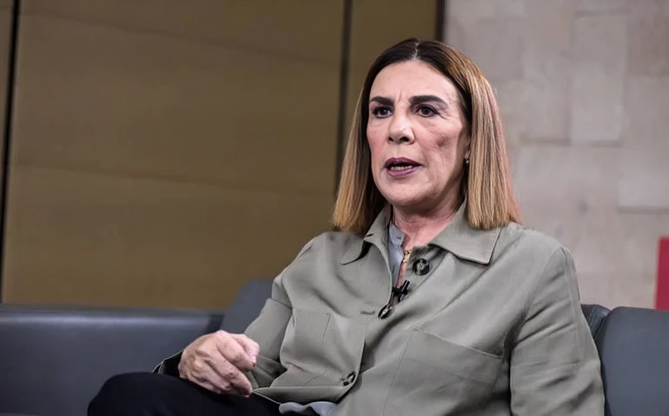 Sabina Berman critica aspiraciones de Salinas Pliego