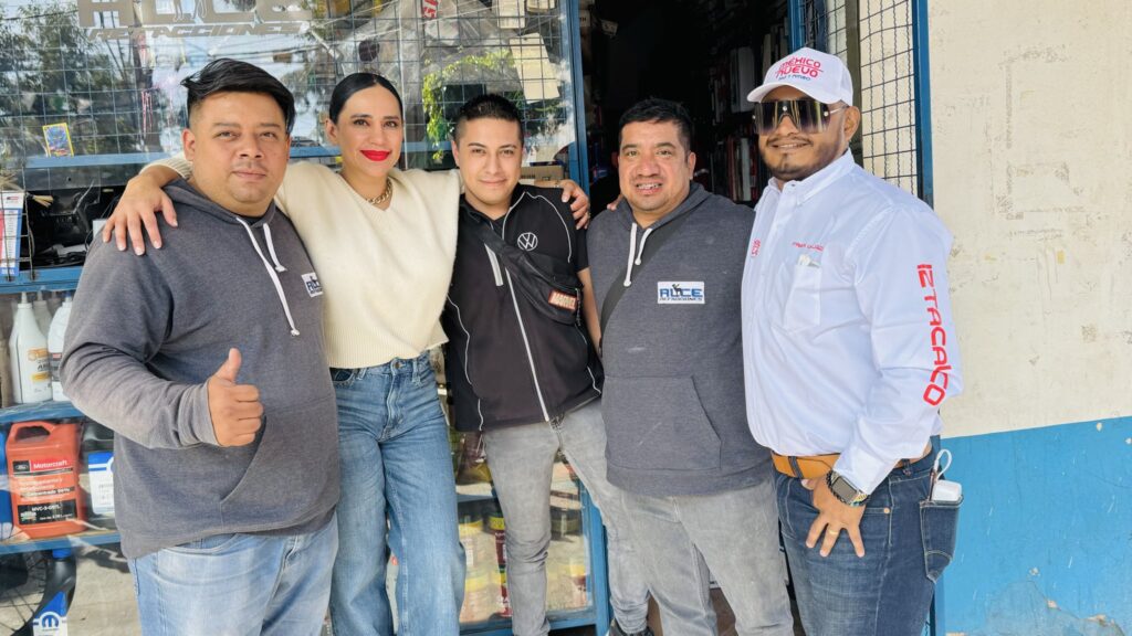Sandra Cuevas, barrio