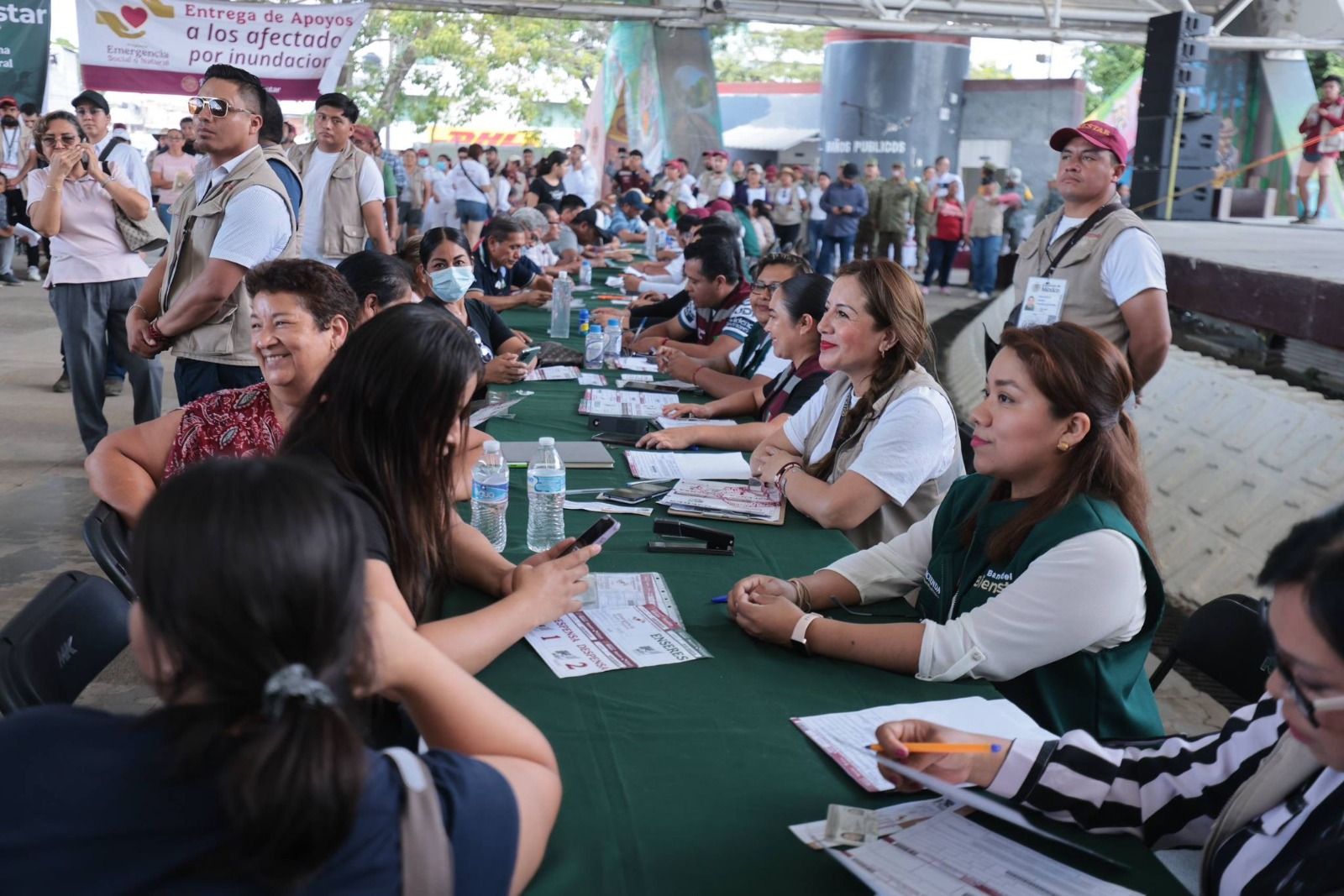 Sheinbaum entrega apoyos