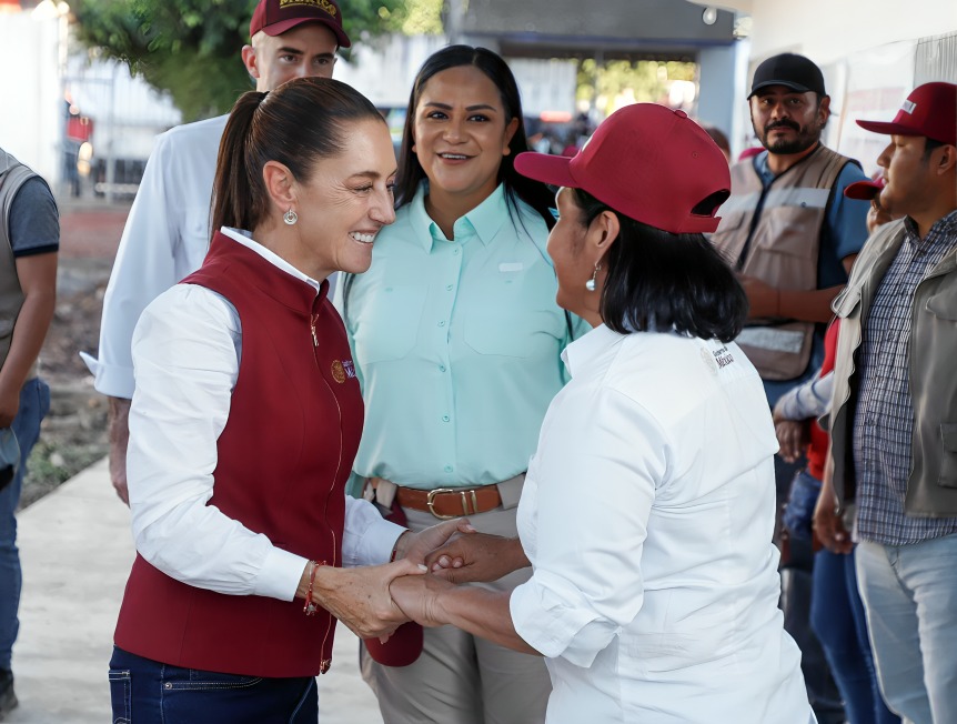 Sheinbaum supervisa entrega de apoyos en Sierra Norte de Puebla
