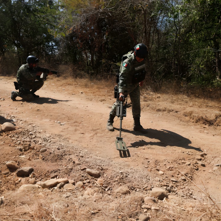 Alito Moreno habla de la minas en Michoacán