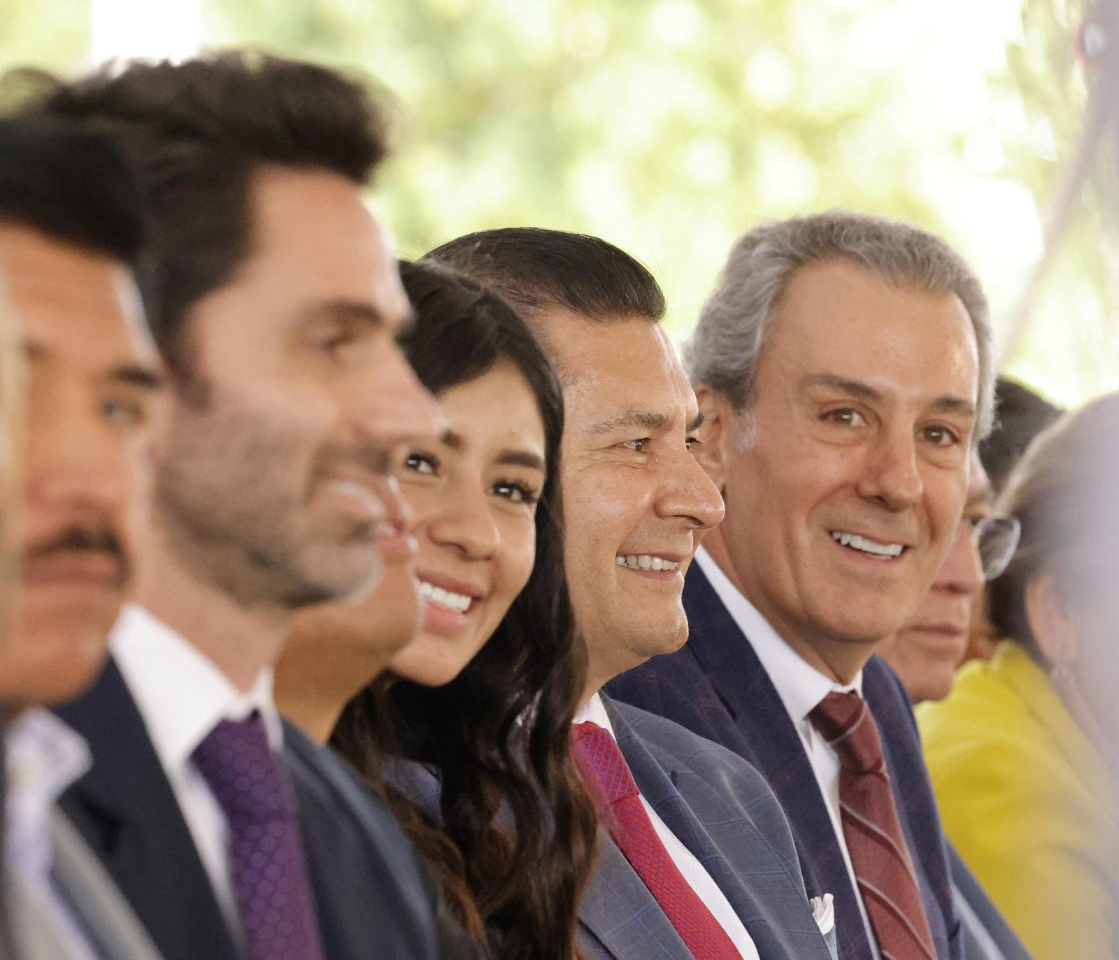 Armenta entrega 79 mil Becas de Conectividad en 2025
