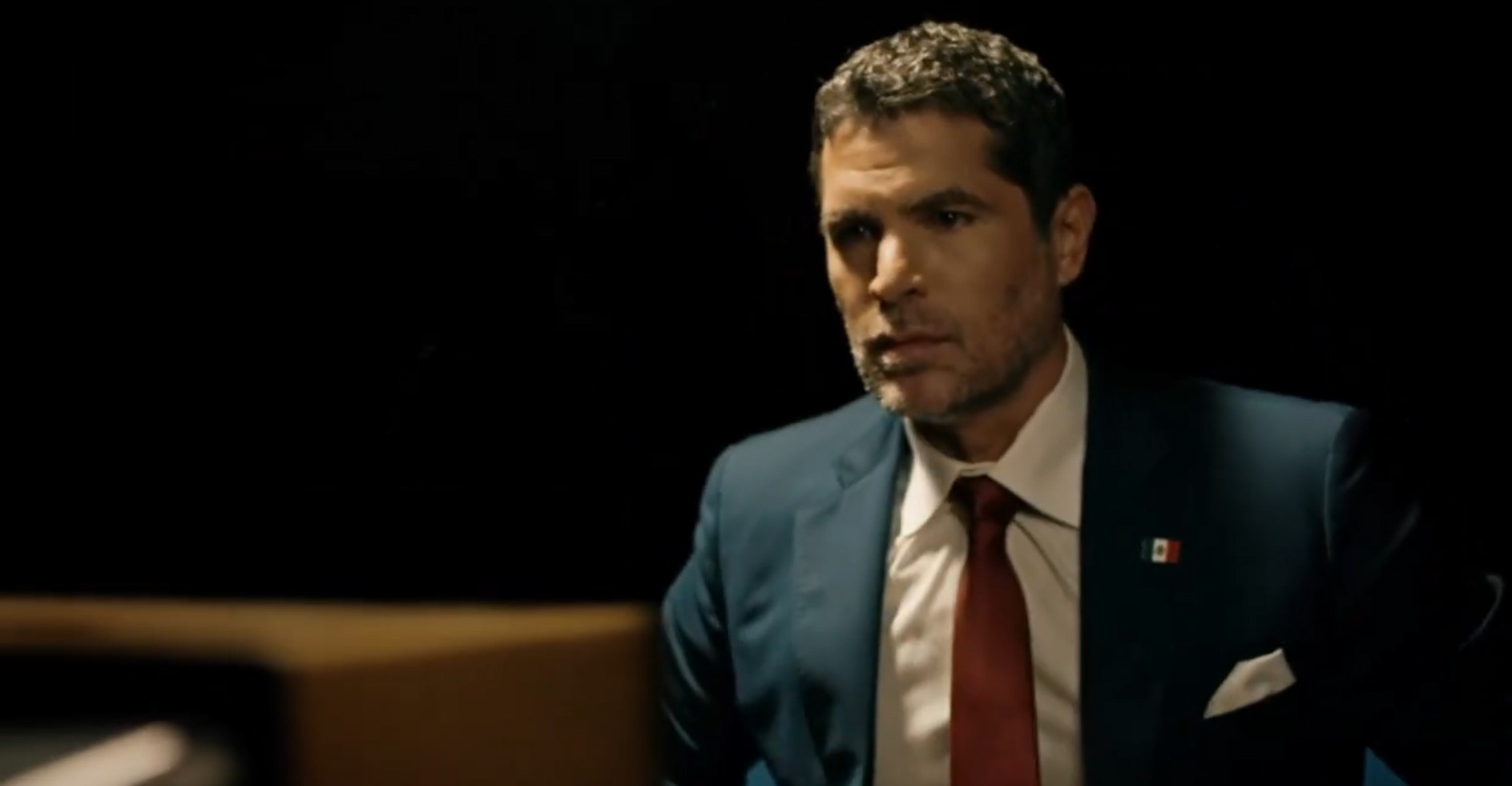 Eduardo Verástegui responde a críticas con canción