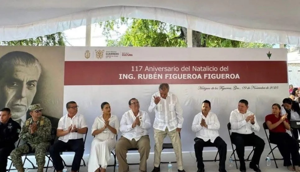 Homenaje a Rubén Figueroa