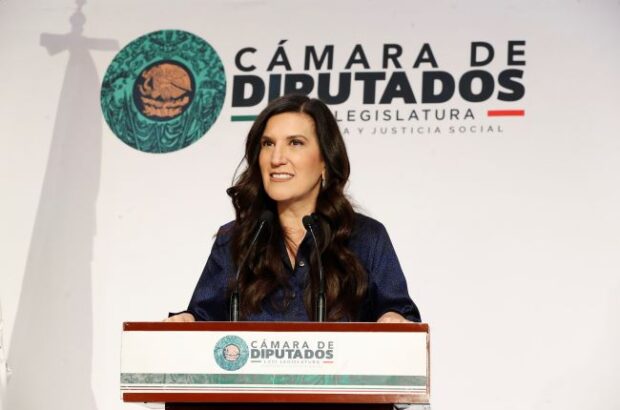 Kenia López sobre jóvenes