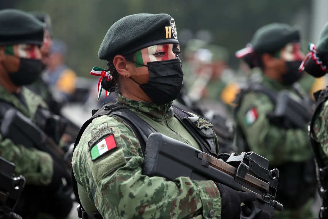 Militares retirados convocan a marcha el 30 de noviembre